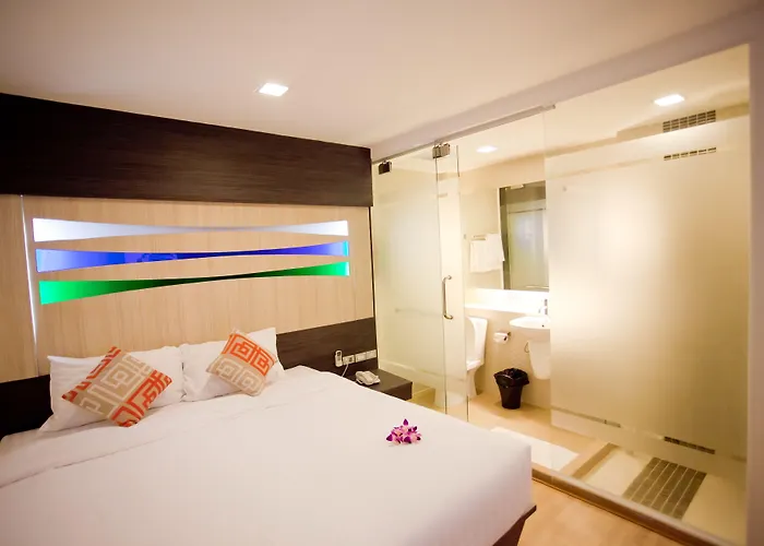 Sukhumvit 11 By Icheck Hotel