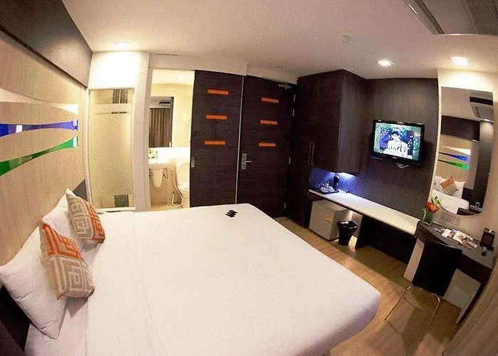 Hotel Sukhumvit 11 By Icheck 3*