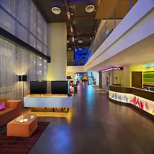Sukhumvit 11 By Icheck Hotel