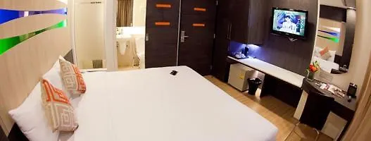 Hotel Sukhumvit 11 By Icheck 3*