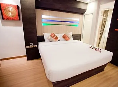 Sukhumvit 11 By Icheck Hotel